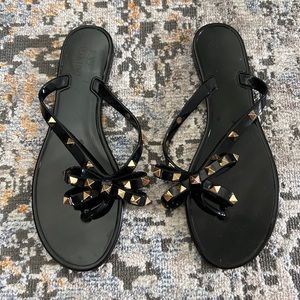 Black & Gold Studded Jelly Flip Flops Sandals with Bow 40 US 8.5